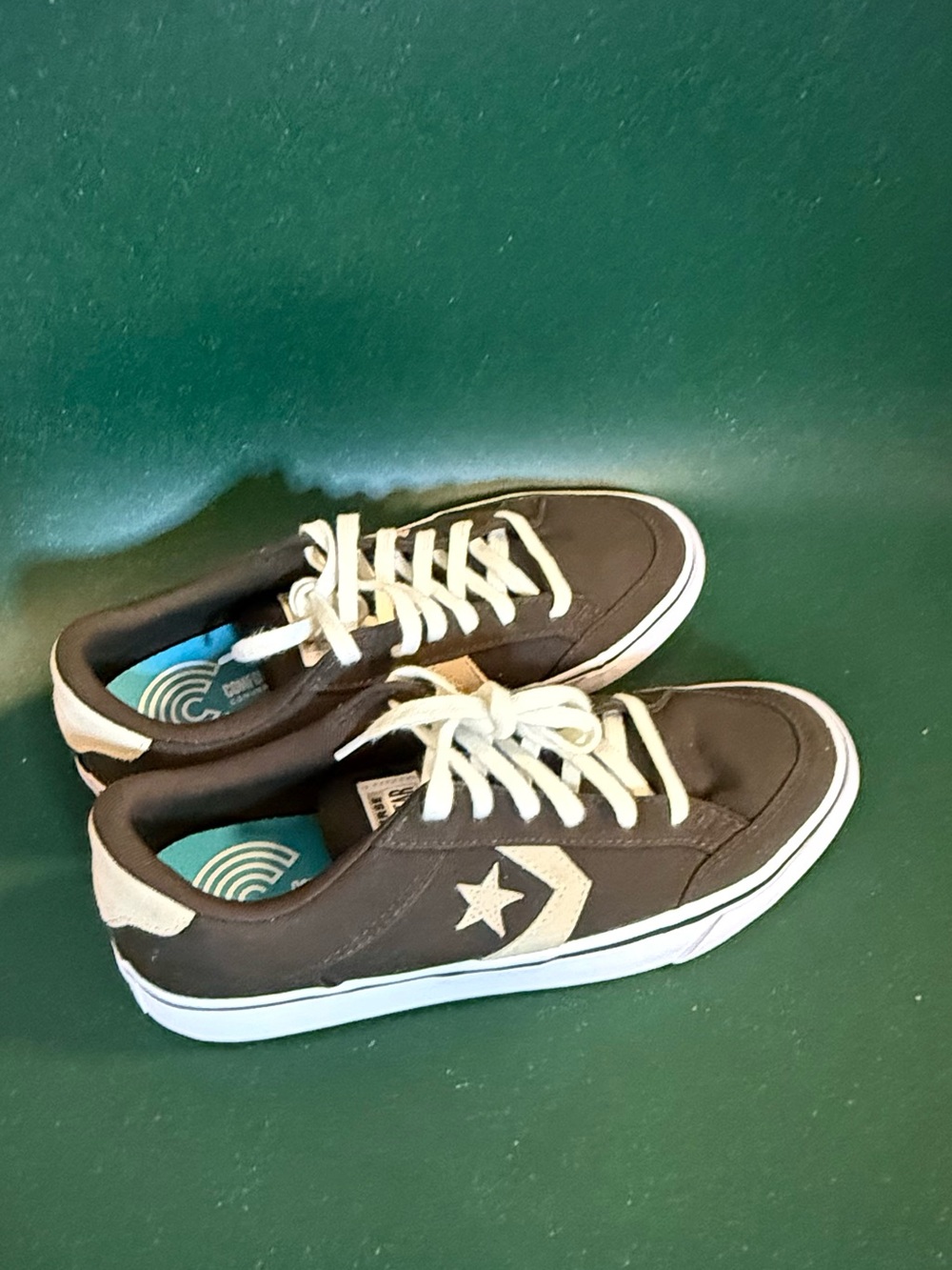 Converse Unisex Sneakers Brown Cream Tobin Low Men’s 8.5/ Women’s 10/UK7.5